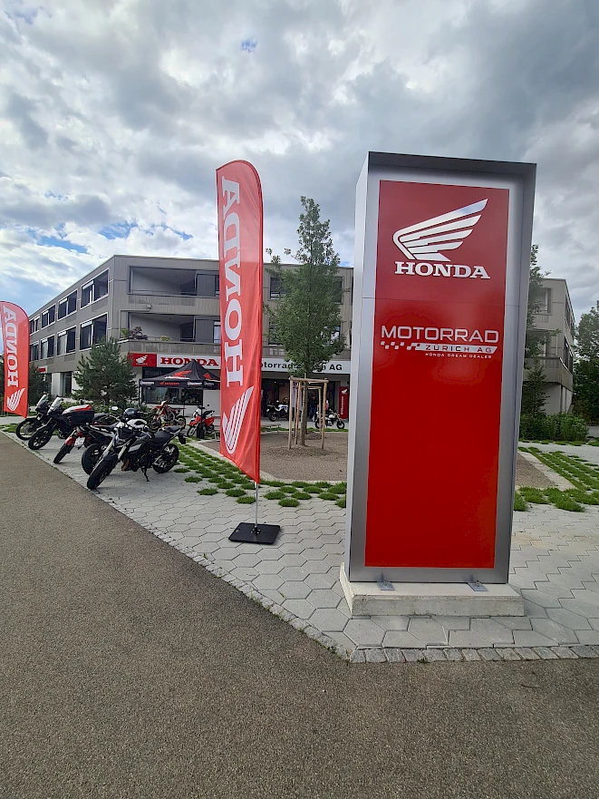 Töffshop mit neuen und gebrauchten Motorrädern in Zürich