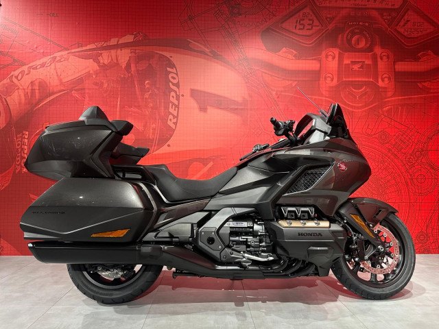Honda Gold Wing GL1800 Tour DCT Reisemotorrad